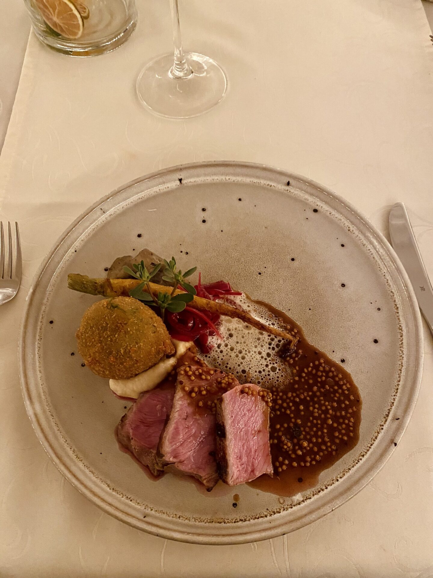 Restavracija Pavus – Grad Laško Restavracija Pavus – Grad Laško